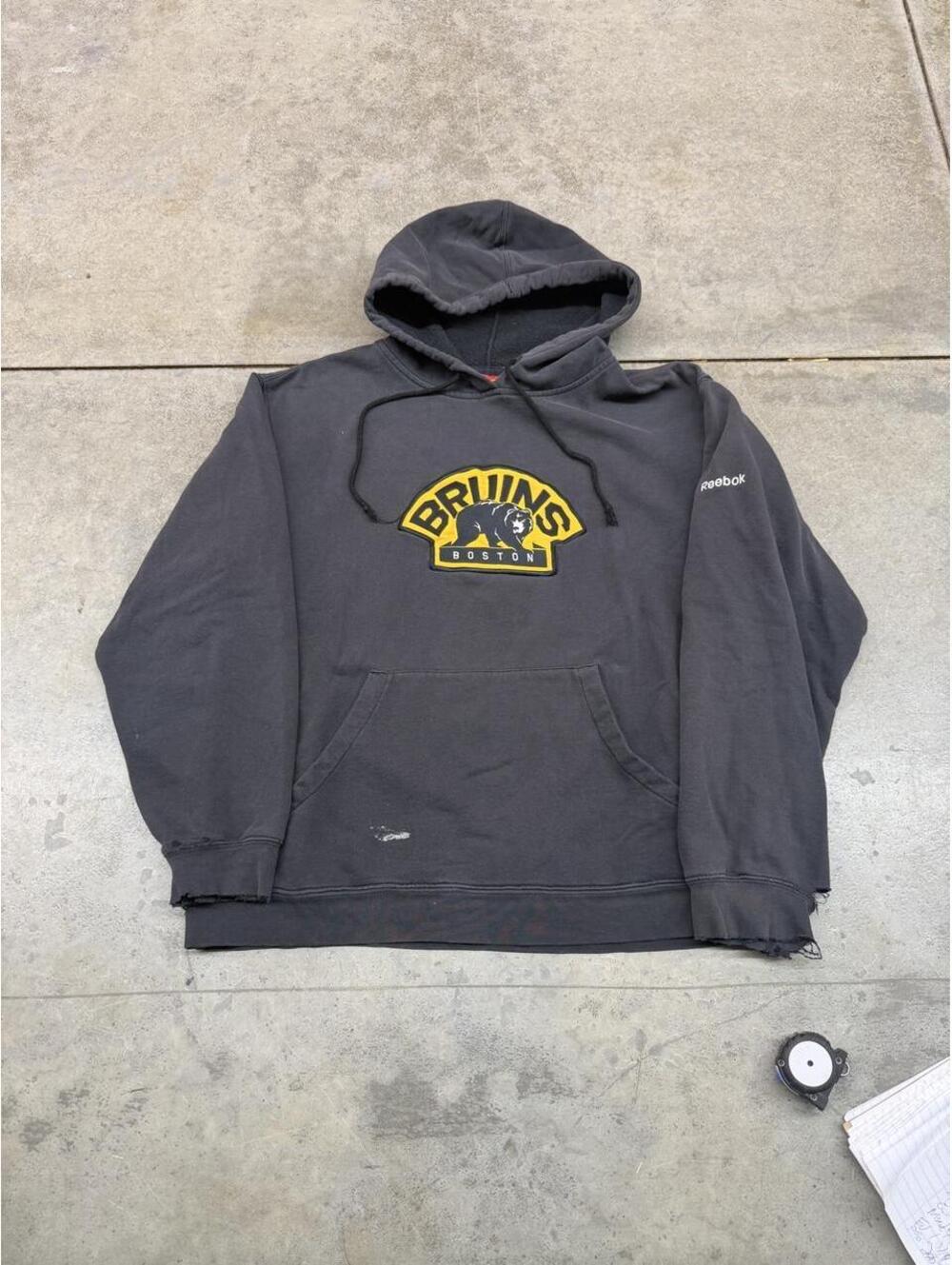 vintage boston bruins reebok faded black big logo hoodie size medium
